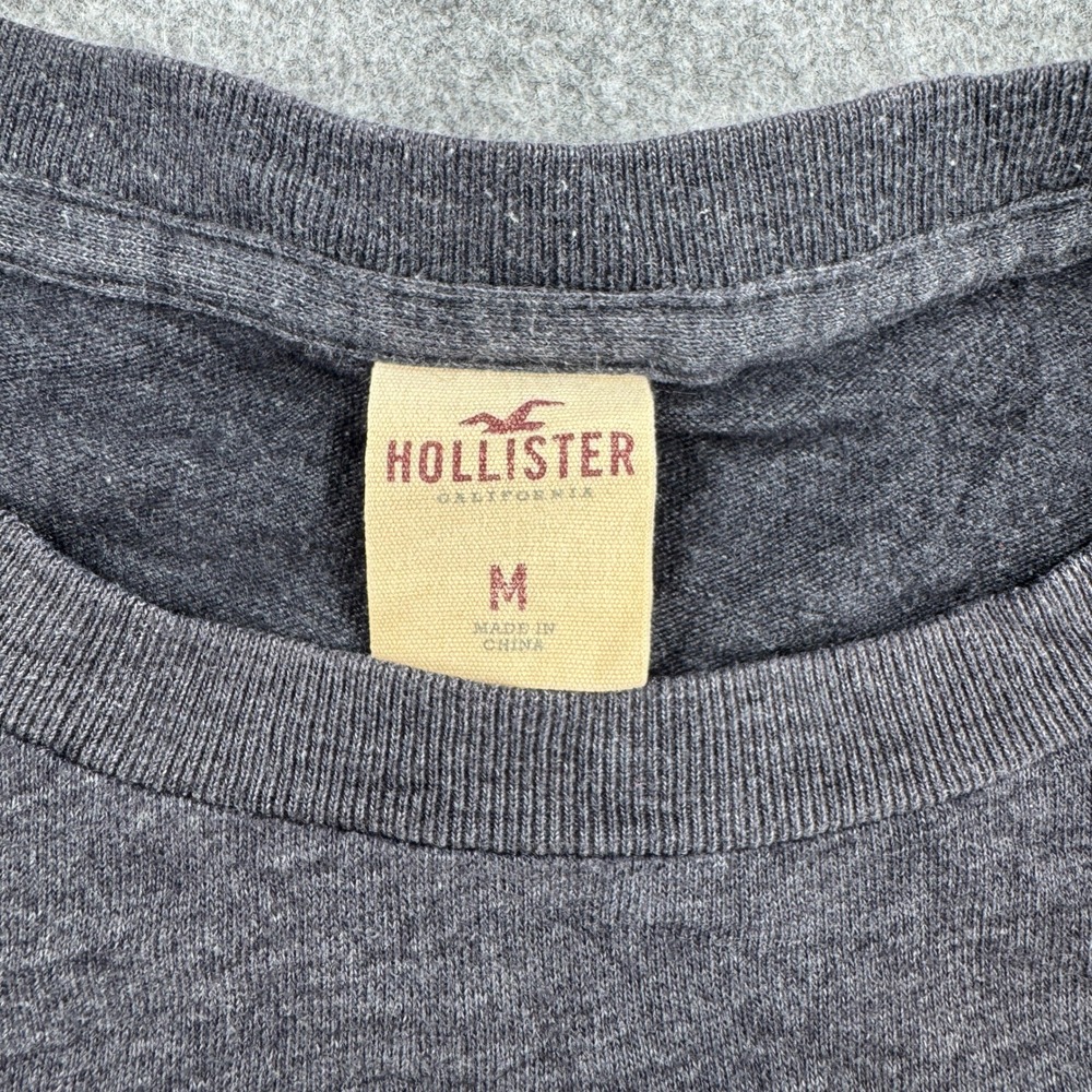 Hollister T-Shirt Mens M 1922 Applique Logo Charcoal Gray Heathered EUC - Picture 4 of 7